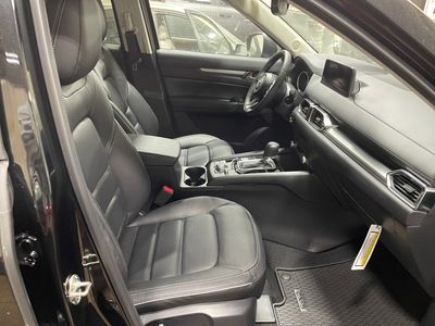 2025 Mazda CX-5 — photo 14 view