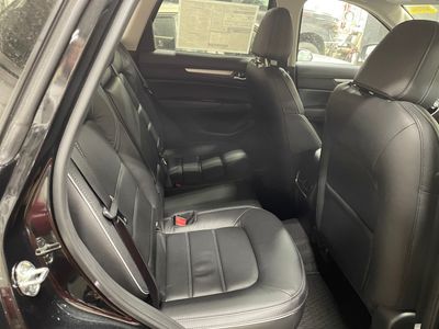 2025 Mazda CX-5 — photo 8 view
