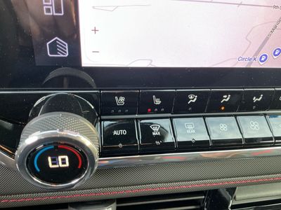 2026 Chevrolet Colorado — photo 15 view