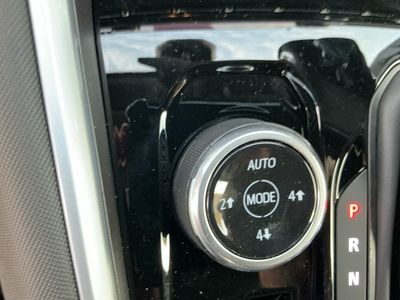 2026 Chevrolet Colorado — photo 9 view