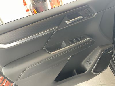 2025 GMC Acadia — photo 12 view