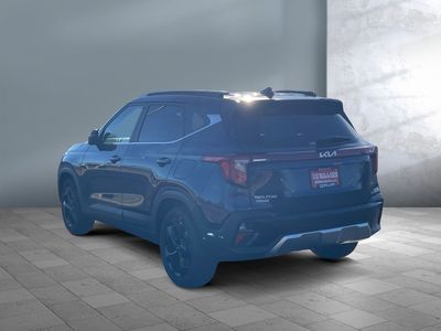 2026 Kia Seltos — rear three-quarter view