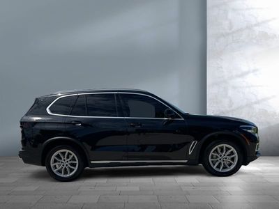 2022 BMW X5 — engine compartment view