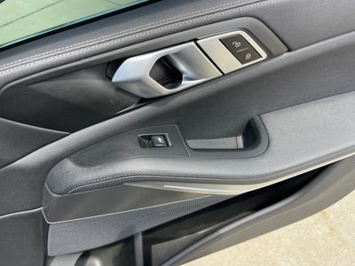 2022 BMW X5 — photo 8 view