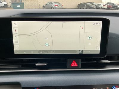 2026 Kia Carnival Hybrid — photo 11 view