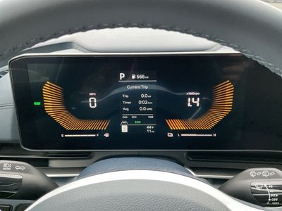 2026 Kia Carnival Hybrid — photo 8 view