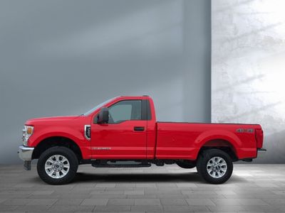 2020 Ford Super Duty F-350 SRW — engine compartment view