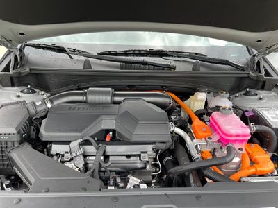 2026 Kia Sportage Hybrid — engine compartment view