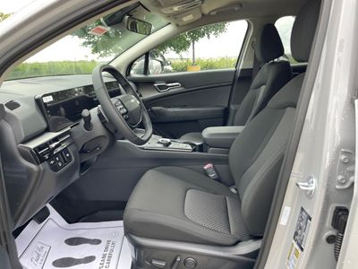 2026 Kia Sportage Hybrid — photo 8 view