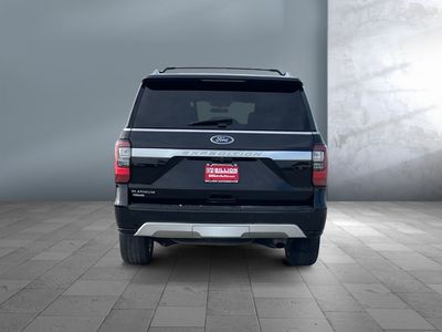 2019 Ford Expedition — side profile view