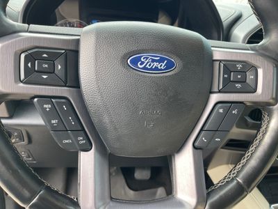 2019 Ford Expedition — photo 10 view