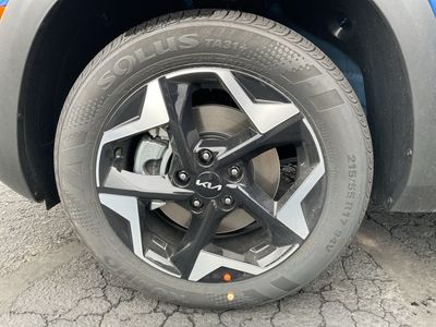 2026 Kia Seltos — photo 9 view