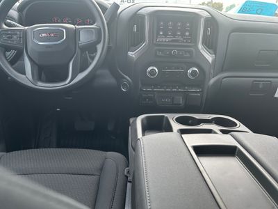 2025 GMC Sierra 2500HD — detail view