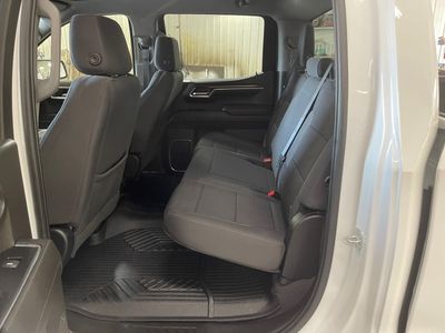 2022 Chevrolet Silverado 1500 — photo 10 view