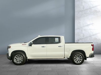 2020 Chevrolet Silverado 1500 — engine compartment view