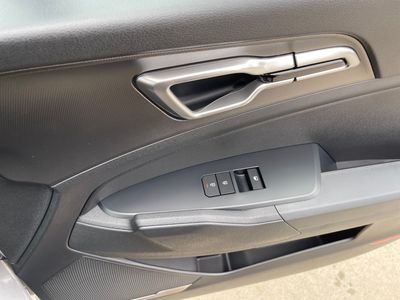2026 Kia Sportage Hybrid - Photo 9
