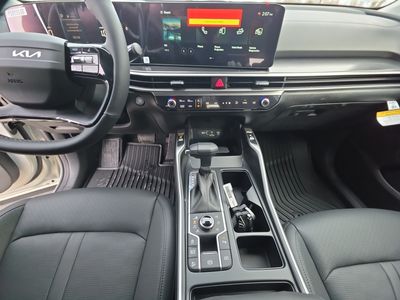 2026 Kia Sorento — engine compartment view
