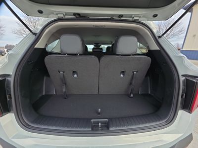 2026 Kia Sorento — photo 7 view