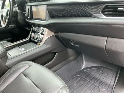 2021 GMC Yukon — photo 8 view