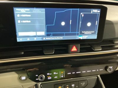 2026 Kia Carnival Hybrid - Photo 4