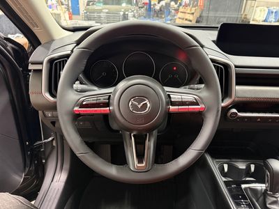 2026 Mazda CX-50 — photo 11 view