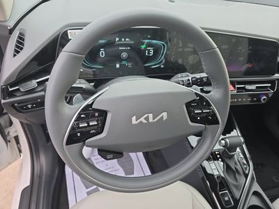 2026 Kia Niro - Photo 11