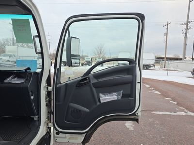 2023 Chevrolet 5500XD LCF Diesel — photo 9 view