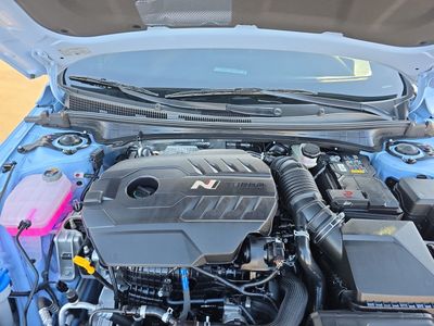 2025 Hyundai Elantra N - Photo 5