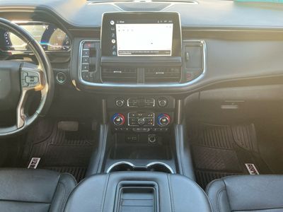 2022 Chevrolet Tahoe — photo 12 view