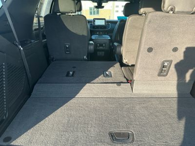 2022 Chevrolet Tahoe — photo 13 view