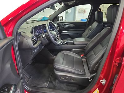 2025 Chevrolet Traverse - Photo 13