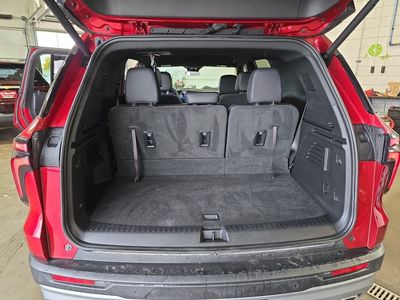 2025 Chevrolet Traverse - Photo 8
