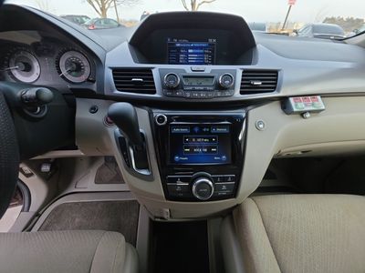 2014 Honda Odyssey — photo 13 view