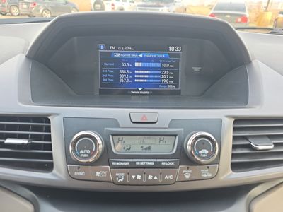 2014 Honda Odyssey — photo 8 view