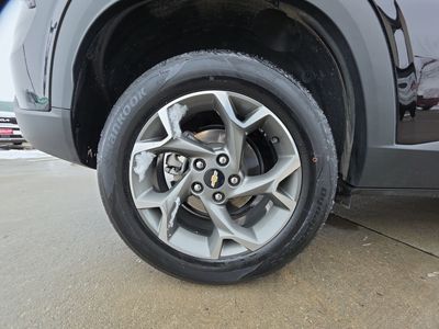 2025 Chevrolet Trax - Photo 12