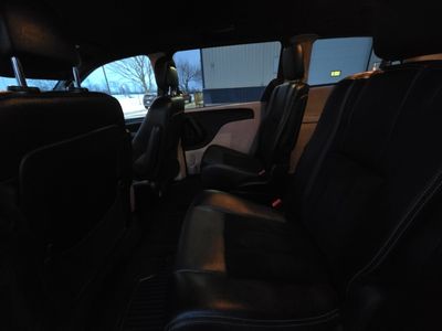 2017 Dodge Grand Caravan — photo 11 view