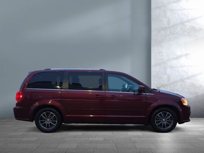 2017 Dodge Grand Caravan — interior view