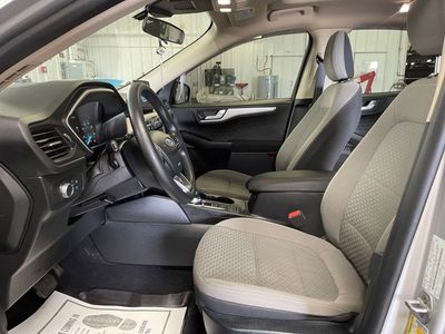 2020 Ford Escape — photo 7 view