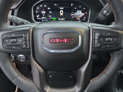 2025 GMC Sierra 3500HD — photo 11 view