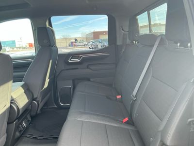 2026 Chevrolet Silverado 1500 — photo 14 view