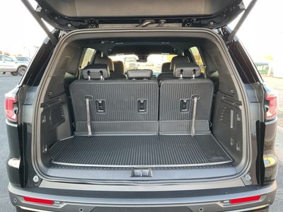 2026 GMC Acadia - Photo 9