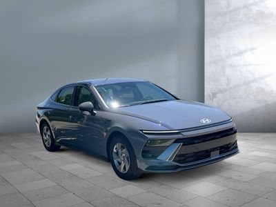 2025 Hyundai Sonata - Photo 1