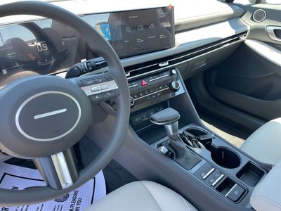 2025 Hyundai Sonata - Photo 7