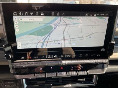 2026 GMC HUMMER EV SUV — photo 15 view