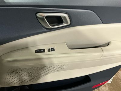 2026 Kia Carnival Hybrid - Photo 11
