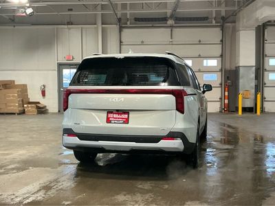 2026 Kia Carnival Hybrid - Photo 3