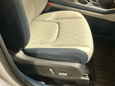 2026 Kia Carnival Hybrid - Photo 5