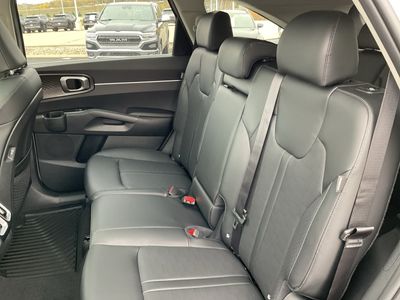 2026 Kia Sorento - Photo 10