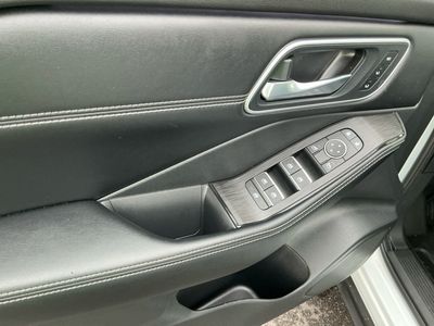 2025 Nissan Rogue — photo 15 view