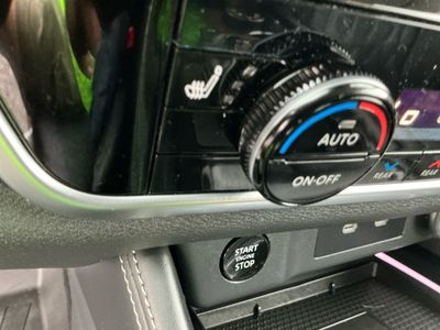 2025 Nissan Rogue — photo 8 view